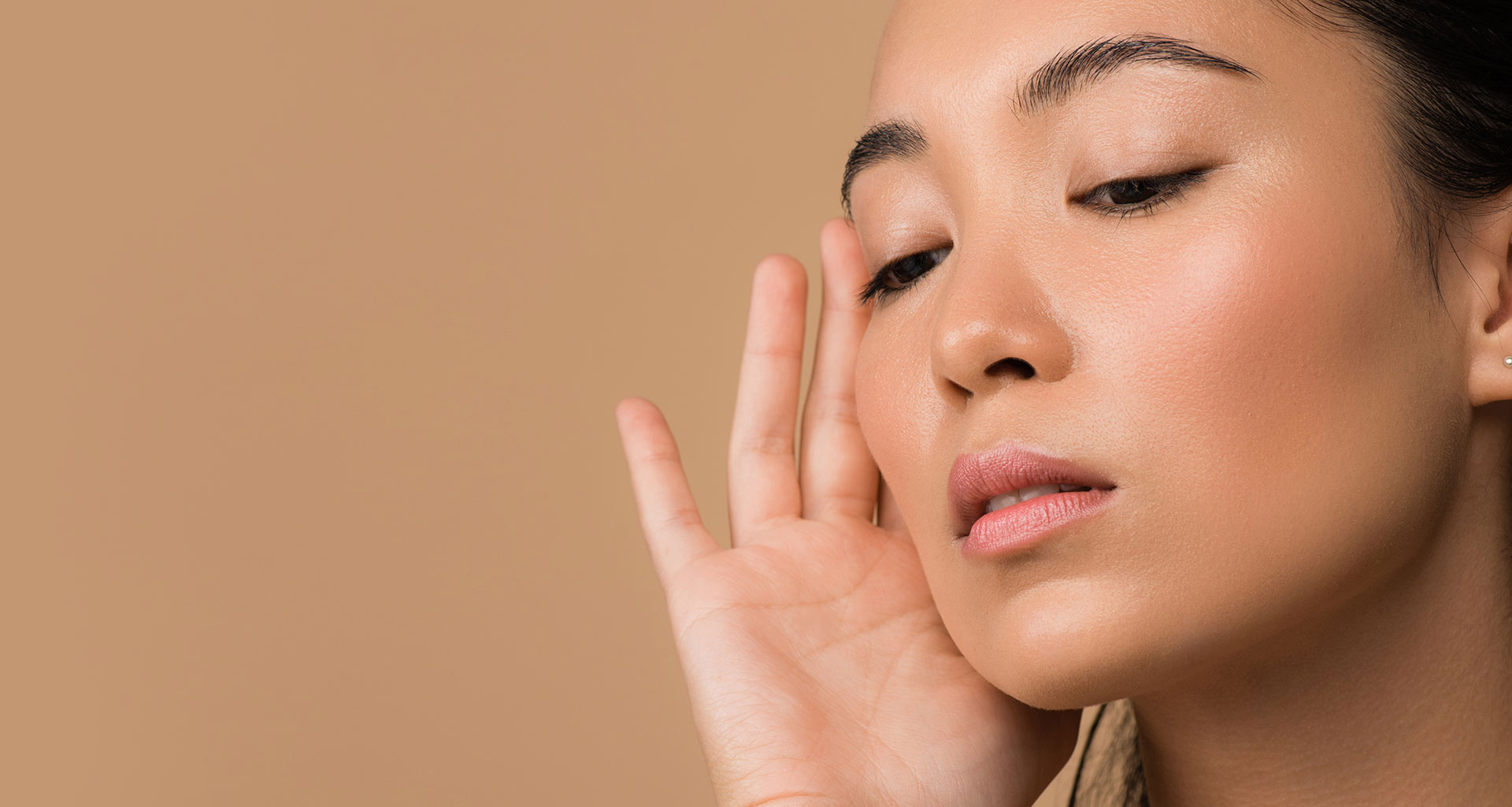 Asiatische Augenlidkorrektur bei Central Aesthetics in Frankfurt